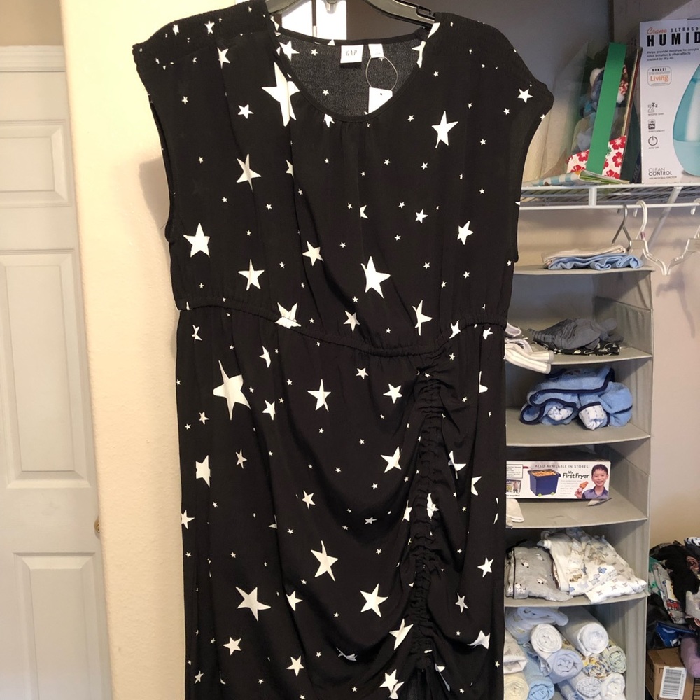 Gap maternity dress
